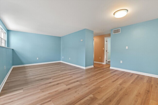Building Photo - 29A E Ridge Rd
