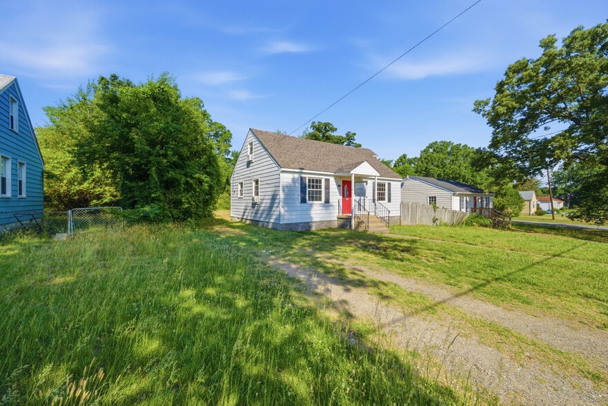 Building Photo - 302 Marlin Dr