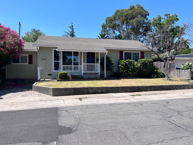 Primary Photo - BEAUTIFUL UPDATED HOME IN EAST SAC!!