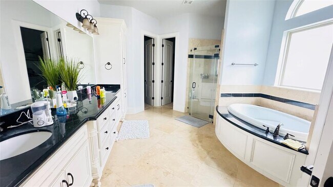 Building Photo - 12955 Lake Parc Bend Drive