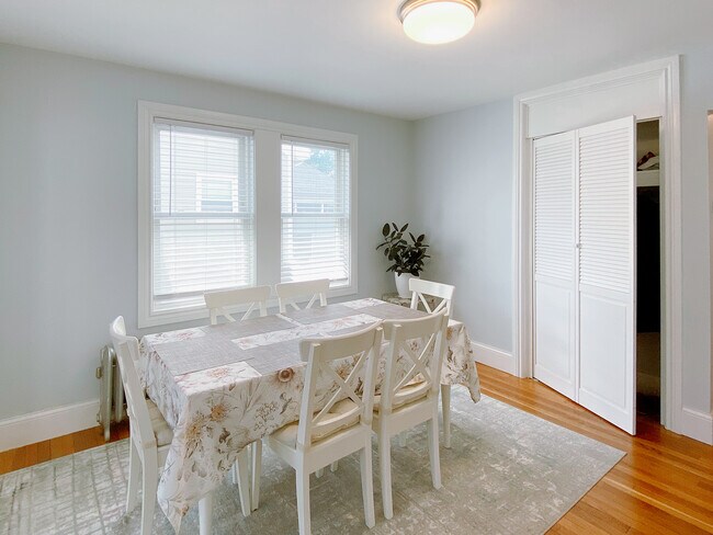 Building Photo - 16 Kimball Rd