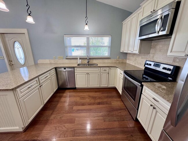 Building Photo - 130 Gulf Terrace Ln