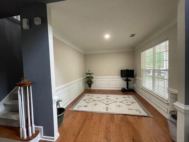 Building Photo - 9709 Glenburn Ln