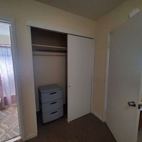 Building Photo - 187 Ogle Ave