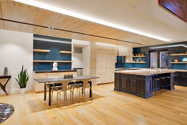 Building Photo - 4773-75 El Mirlo