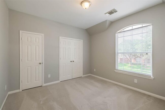 Building Photo - 17627 Quiet Loch Ln