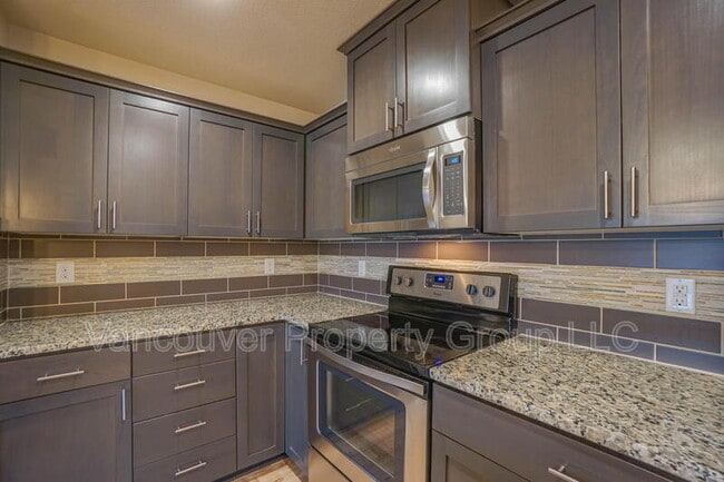 Building Photo - 7428 NE 62nd St