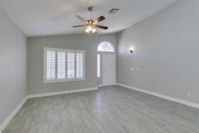 Building Photo - 2744 Summerchase Ln