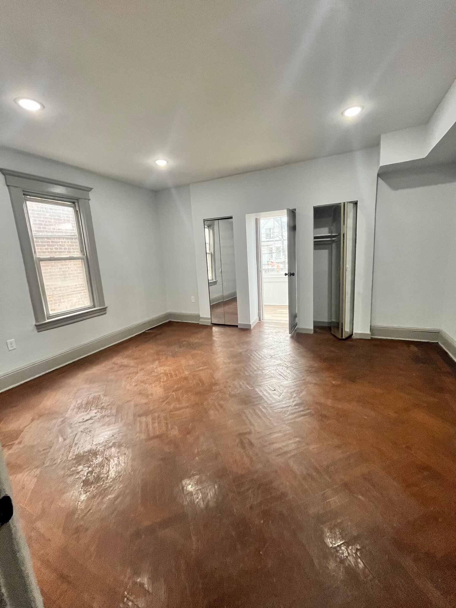 Building Photo - 156 Wegman Pky