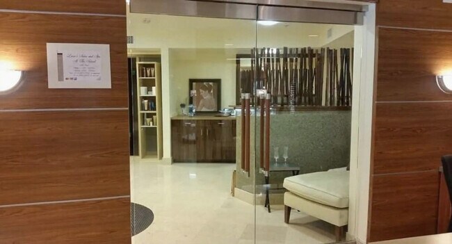 Building Photo - 3404 American Dr