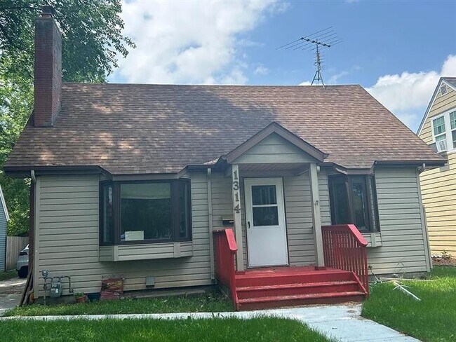 Building Photo - Fargo Homes