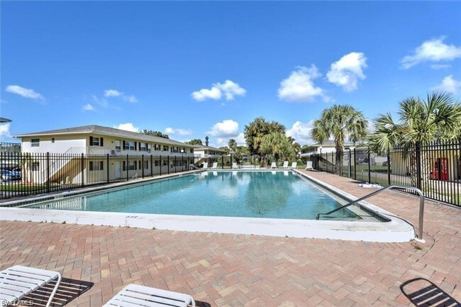 Building Photo - ANNUAL RENTAL - 1 BED/1 BATH AT POINCIANA