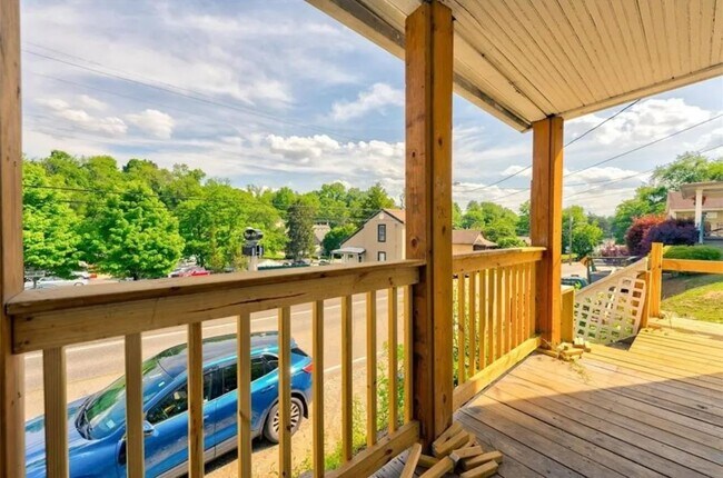 Building Photo - 759 Bower Hill Rd