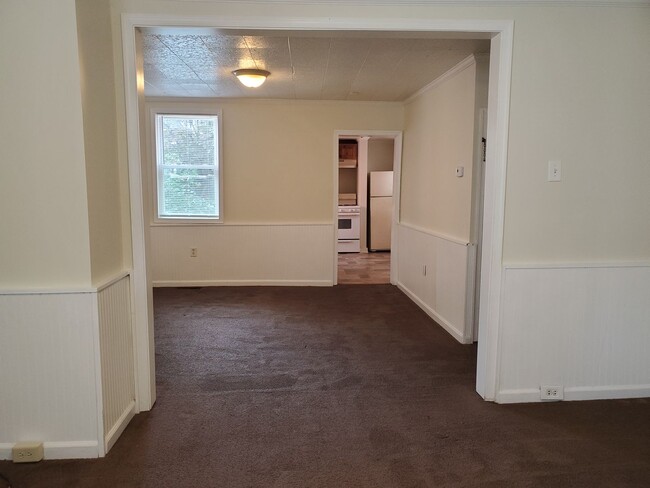 Building Photo - Lovely 2 Bedroom Home in Lancaster City!