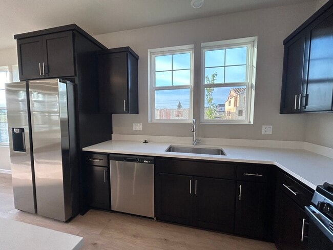 Building Photo - 3408 SE 81st Ave