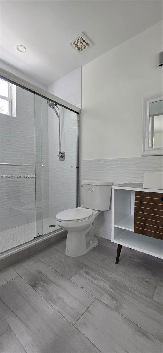 Building Photo - 3823 Thomas Ave