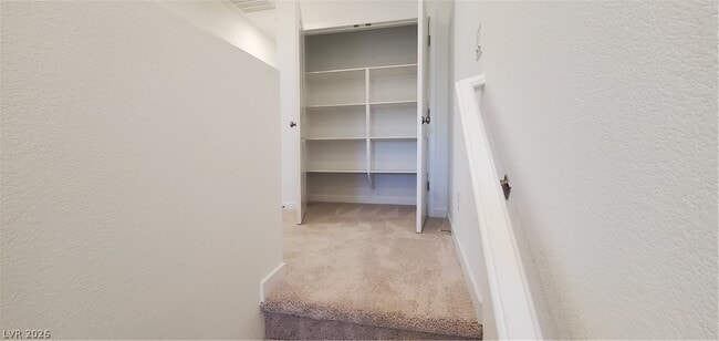 Building Photo - 184 Wewatta Ave