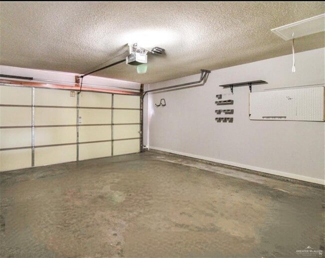 Building Photo - 3008 Gull Ave