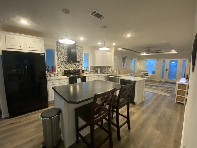 Building Photo - 112 Crossways Dr