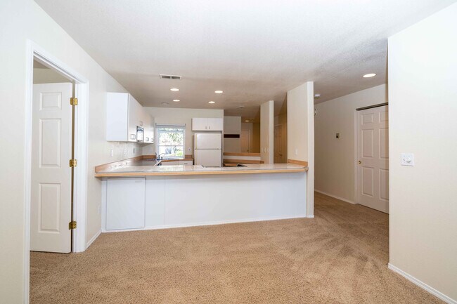 Building Photo - Spacious 2 Master Suites with Bonus Loft A...