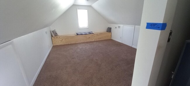 Building Photo - 17805 Roseville Blvd