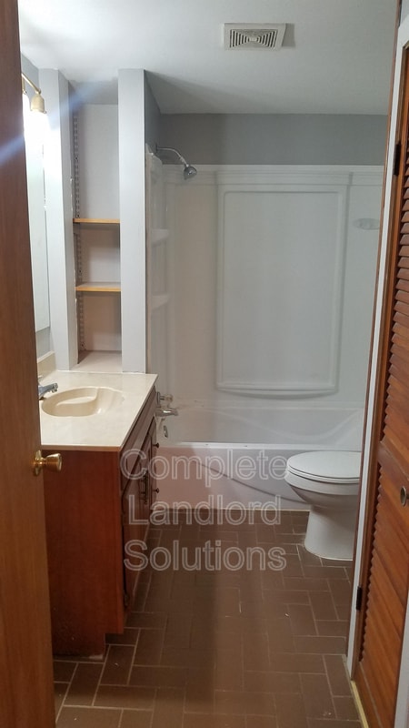 Building Photo - 2103 N 28th St
