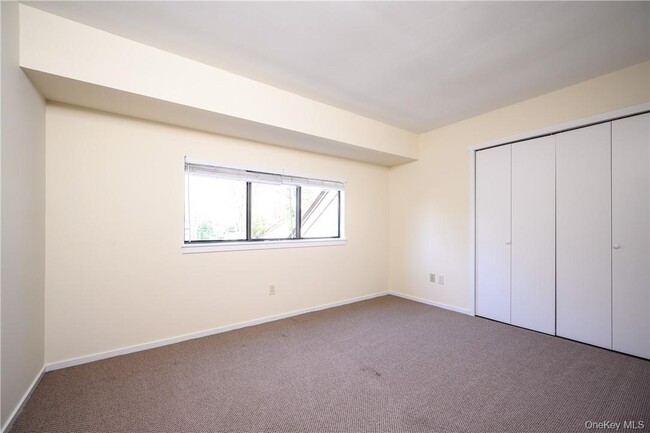 Building Photo - 436 Heritage Hls