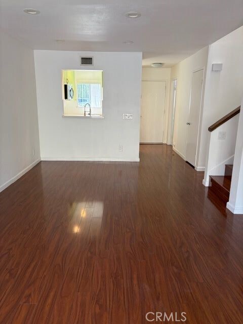 Building Photo - 5749 E Creekside Ave