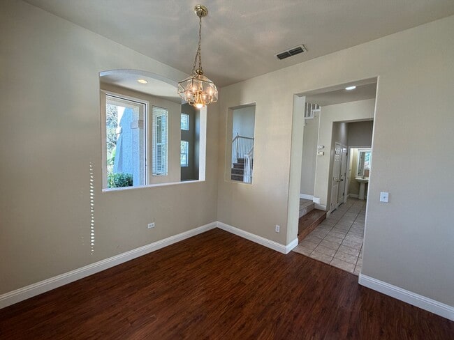 Building Photo - Large Home on Corner Lot