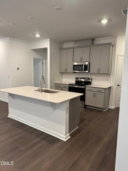 Building Photo - 214 S Finley Lndg Pkwy