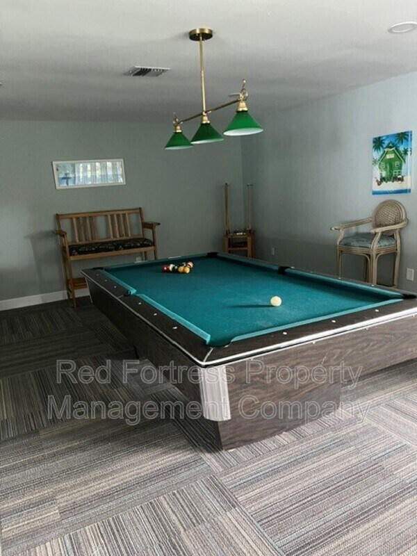 Building Photo - 4301 Island Cir