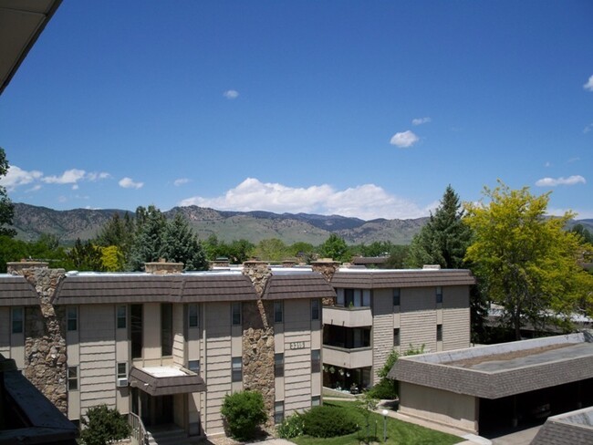 Building Photo - Price Reduction! Northeast Boulder 2 bedro...