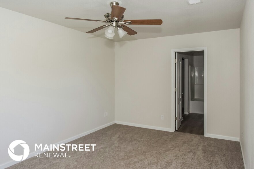 Building Photo - 129 Elmhurst Dr