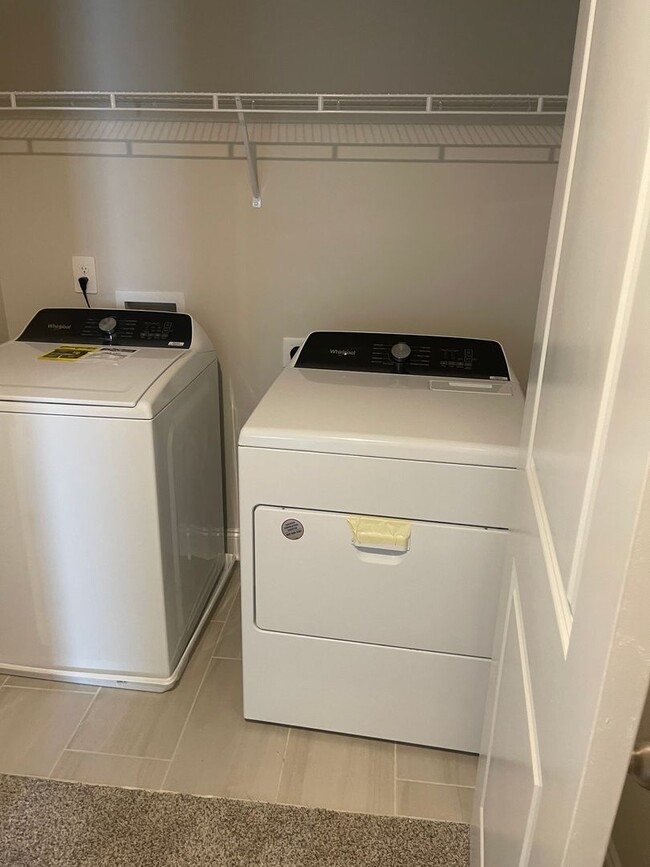 Building Photo - BRAND NEW, energy-efficient condo townhous...