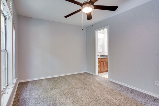 Building Photo - Natures Best Two Bedroom - 360 at 2222 - C...