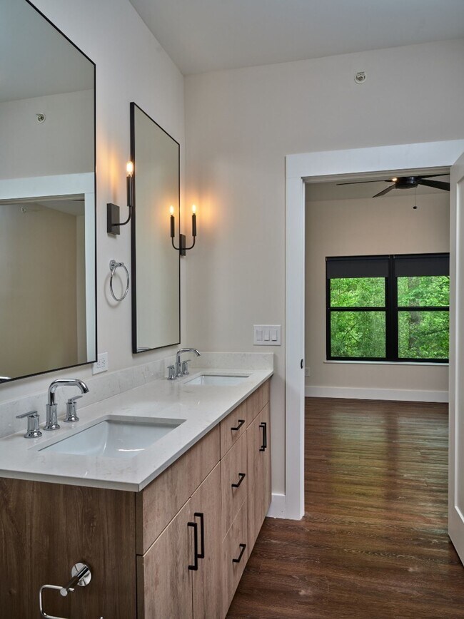 Building Photo - Tributary 50 Unit 209