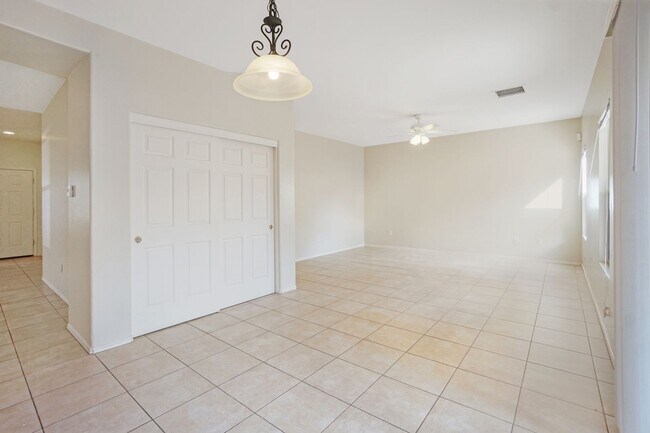 Building Photo - Pending/ Rented - Beautiful 2 Story-4 Bd/3...