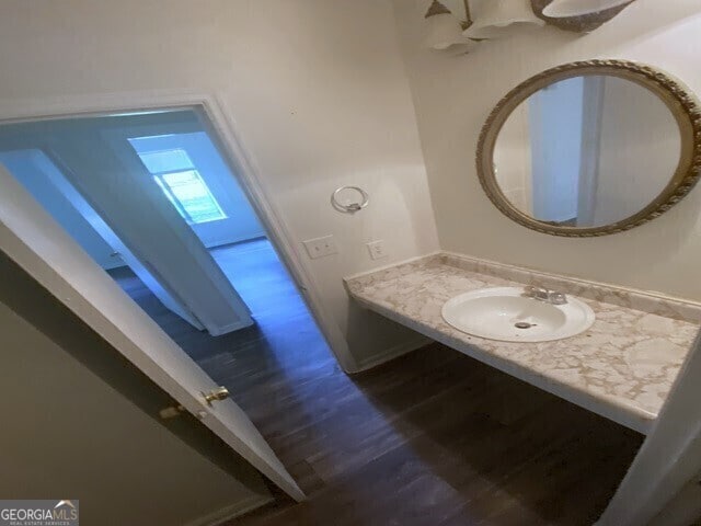 Building Photo - 222 Peartree Ln