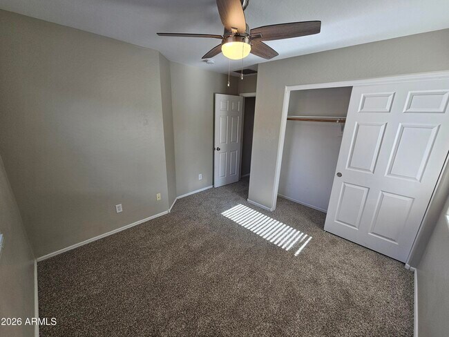 Building Photo - 4666 E Redfield Rd