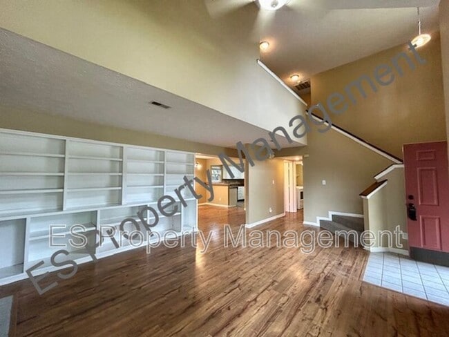 Building Photo - 7580 Sycamore Grove Ct