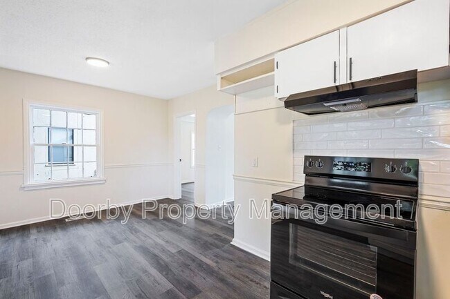 Building Photo - 5332 Oakdale Ave