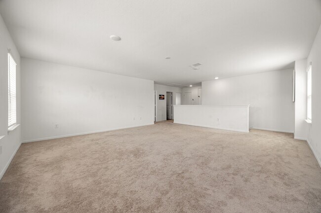 Building Photo - 16907 Elm Grove Rd