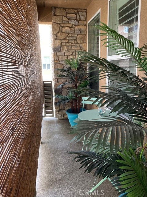 Building Photo - 16 Compass Ct