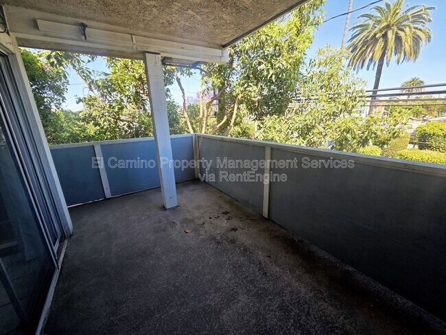 Building Photo - 628 Daisy Ave