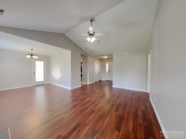 Building Photo - 81 Ashcott Dr