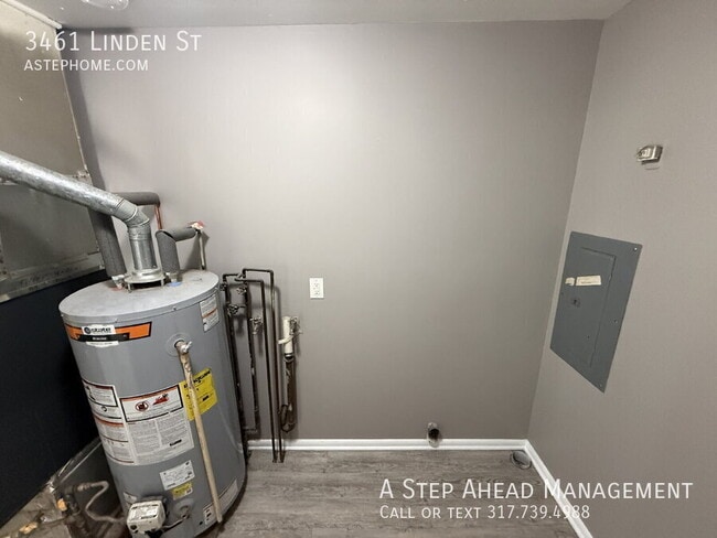 Building Photo - 3461 Linden St