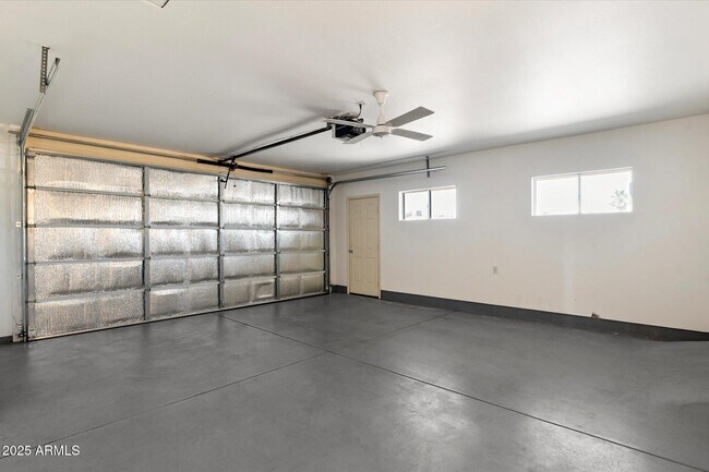 Building Photo - 9901 W Bright Angel Cir