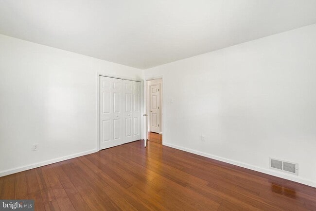 Building Photo - 7406 Blackford St