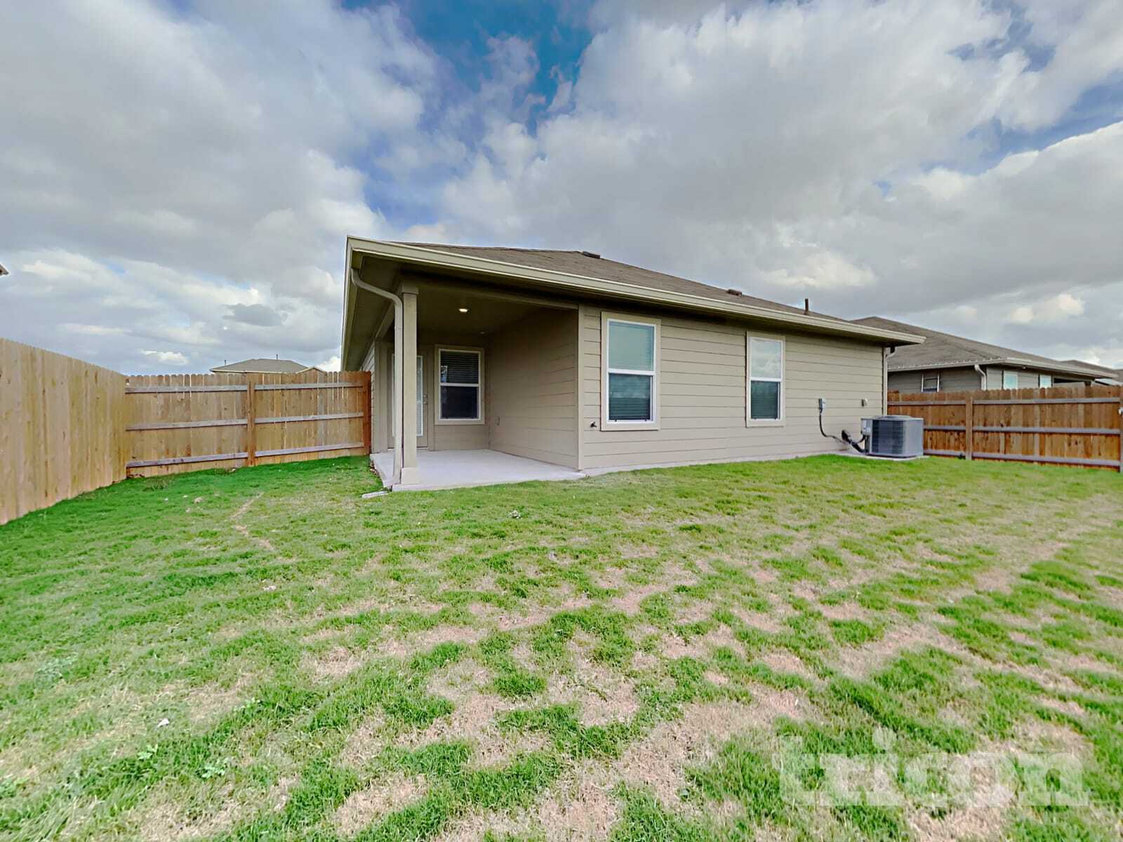 Building Photo - 414 Lance Trail