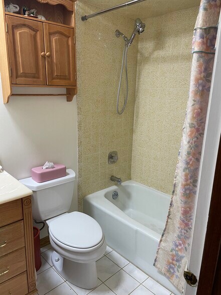 Building Photo - 1106 E Ardyce Ln